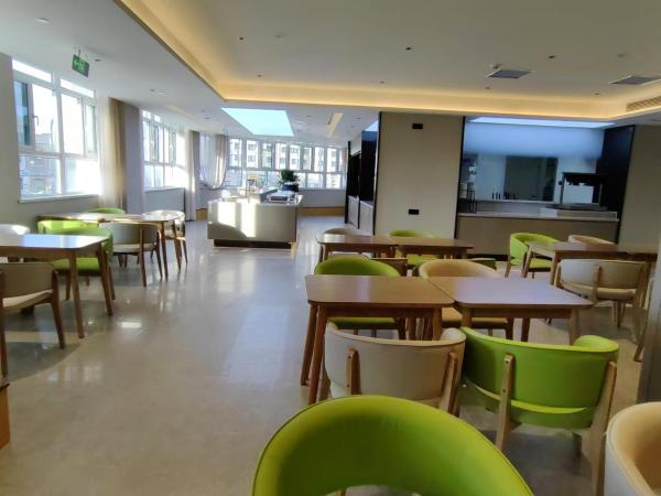 Kuva 4: 万信至格酒店库尔勒二师医院新四中店