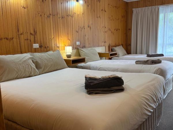 På billedet ses objektet Country Roads Motor Inn beliggende i byen Narrandera.