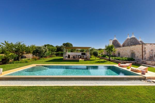 A la foto es mostra l'objecte Trulli Almaviva by Perle di Puglia situat a la ciutat de Cisternino.
