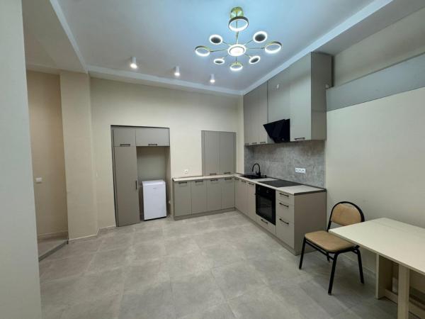 Apartment near Marjanishvili, Tbilisi