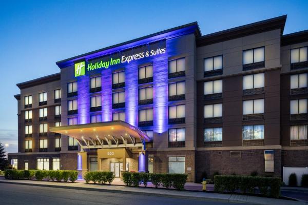 Na zdjęciu widoczny jest obiekt Holiday Inn Express & Suites Ottawa East-Orleans by IHG położony w mieście Vars.