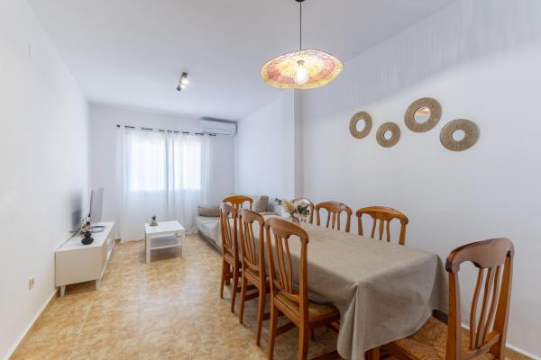 A la foto es mostra l'objecte Callejón del Pozo V situat a la ciutat de Totanés.