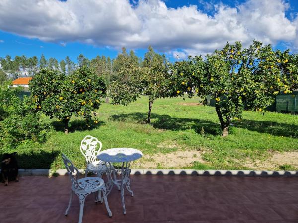 Nella foto è visibile l'oggetto Casa das Lameiras situato nella città di Sardoal.
