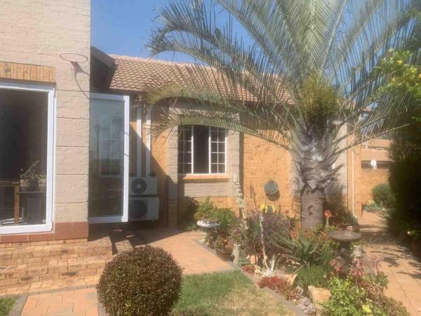 A la foto es mostra l'objecte Imani's Retreat situat a la ciutat de Midrand.