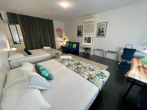 Zdjęcie 3: Private unit in Whitehaven Crescent