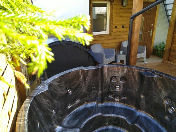 På bildet vises objektet Miętowy domek som ligger i byen Stary Żabin.