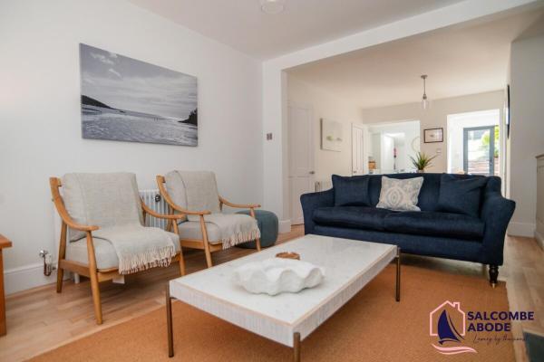 Stylish Coastal 3 Bed Haven - Close To Town - Salcombe