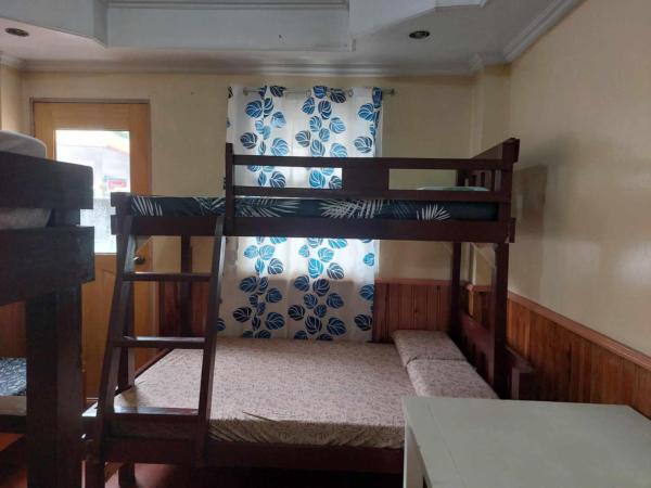 Фотография 2: Unit 302, 3rd Floor