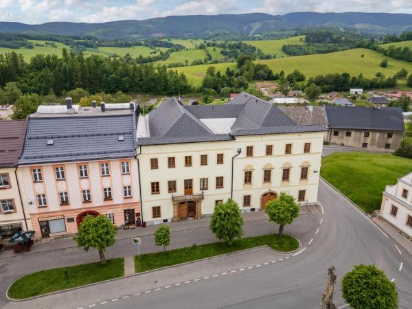 Auf dem Foto ist das Objekt Hotel Pohoda in der Stadt Staré Město zu sehen.