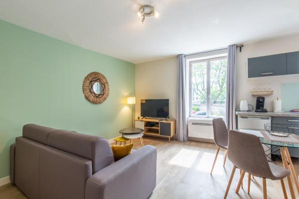 Le Creuzot, Studio Proche De La Place Wilson - Dijon