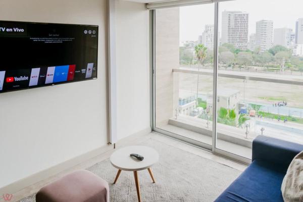 A la foto es mostra l'objecte Chic 1BR Gym Near Barranco Hotspots situat a la ciutat de Lima.