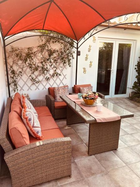 Na zdjęciu widoczny jest obiekt The Garden Apartment położony w mieście Cañada del Trigo.