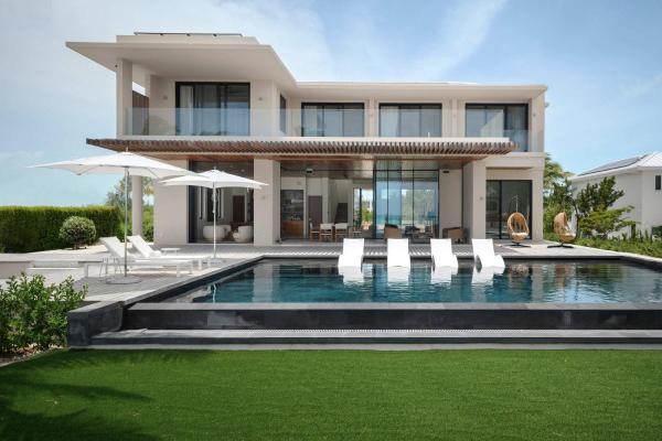 The Finest Luxury 6 Bedroom Villa On Grace Bay - Turks and Caicos Islands