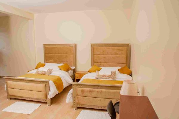 Pekasa Palace Hotel, Fort Portal