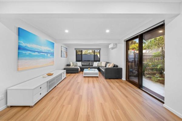 Foto 9: Beachfront with pool ocean views and pet friendly