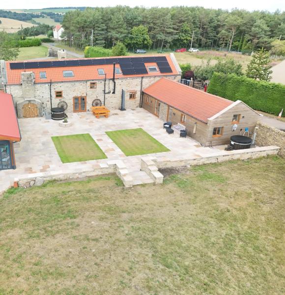 En la foto se muestra el objeto Luxury Home, The Residence Sleeps 10, 2 Hot Tubs & Scenic Views near Durham & Bishop Auckland ubicado en la ciudad de Durham.