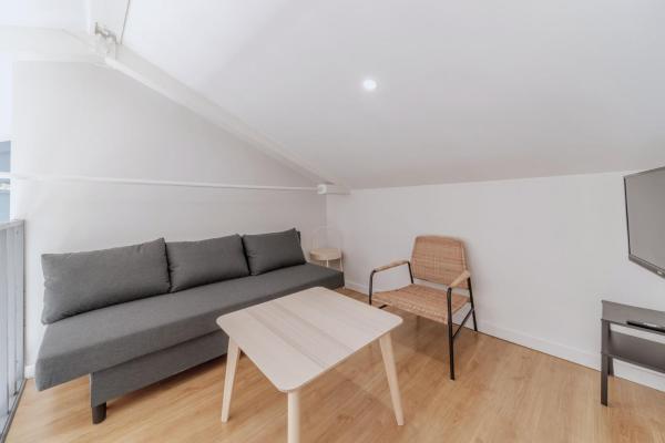 Elegant and spacious apartment for 4 people near Bellecour, Лион