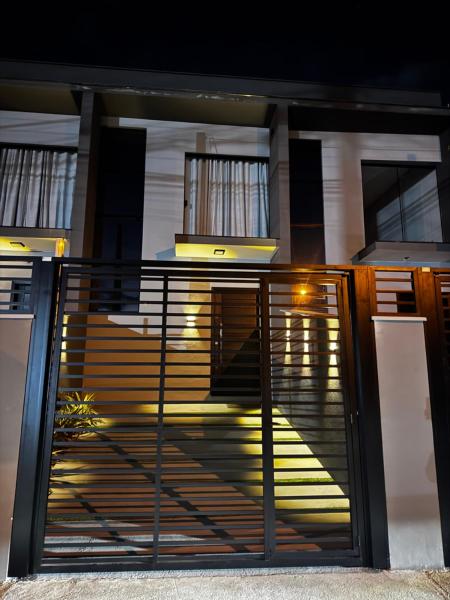 Na fotografii je vidět objekt Casa Moderna Família Rodrigues nacházející se ve městě Joinville.