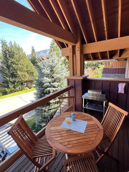 Fotografie 9: Spacious Chalet with PRIVATE Hot Tub by Harmony Whistler