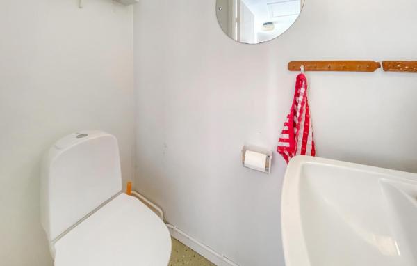 Na zdjęciu widoczny jest obiekt 4 Bedroom Lovely Home In Löttorp położony w mieście Persnäs.