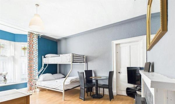 A la foto es mostra l'objecte Rhyl Aparthotels situat a la ciutat de Rhyl.