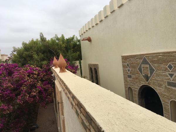 A la foto es mostra l'objecte Villa HM situat a la ciutat de Mirleft.