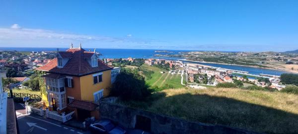 Auf dem Foto ist das Objekt El Mirador de Mar in der Stadt Suances zu sehen.