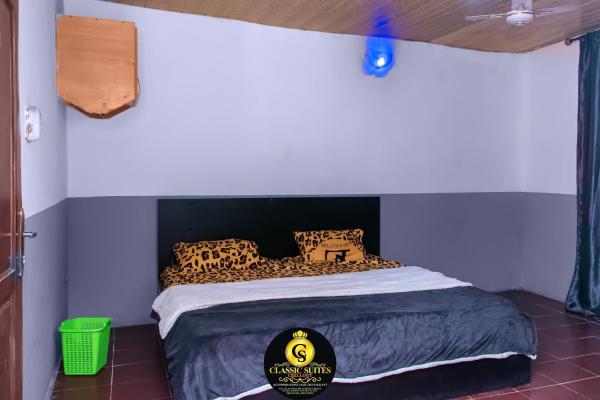 A la foto es mostra l'objecte Classic Chillout situat a la ciutat de Oke Ogun.