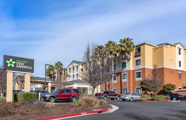 A la foto es mostra l'objecte Extended Stay America Suites - San Rafael - Francisco Blvd East situat a la ciutat de Larkspur.