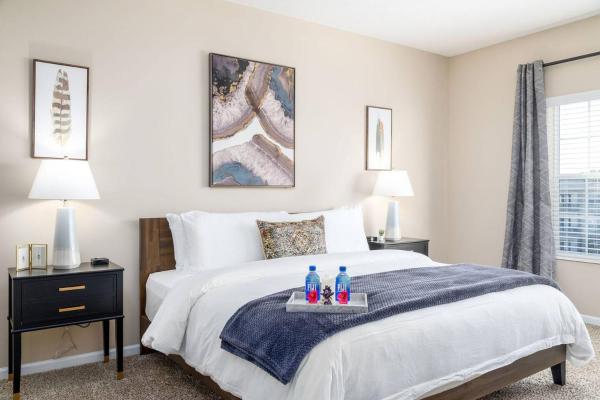 A la foto es mostra l'objecte The New Albany Perch Top Floor Pet-friendly! situat a la ciutat de Westerville.