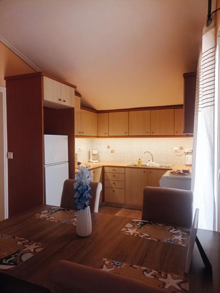 A la foto es mostra l'objecte John's Apartment 4 in Argostoli situat a la ciutat de Argostoli.