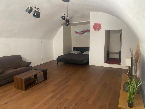 Na zdjęciu widoczny jest obiekt LOFT centre ville Aubenas położony w mieście Aubenas.