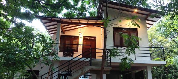 A la foto es mostra l'objecte Cultraverse Dambulla situat a la ciutat de Dambulla.