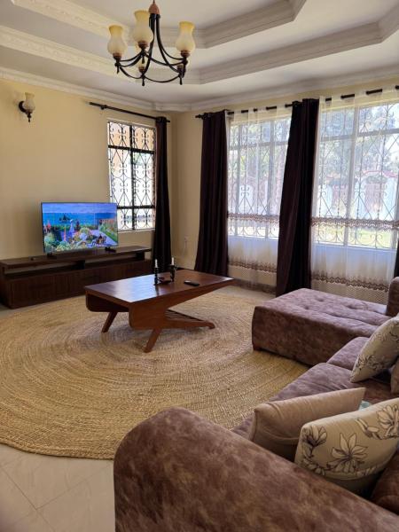 A la foto es mostra l'objecte Maasai house situat a la ciutat de Ngateu.