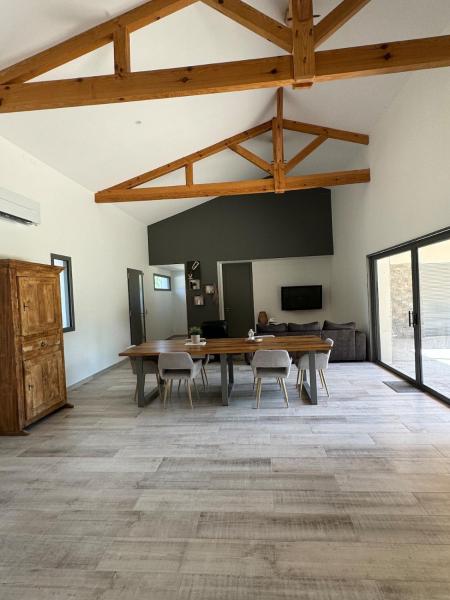 A la foto es mostra l'objecte Maison de campagne - Laglorieuse situat a la ciutat de Pujo-le-Plan.