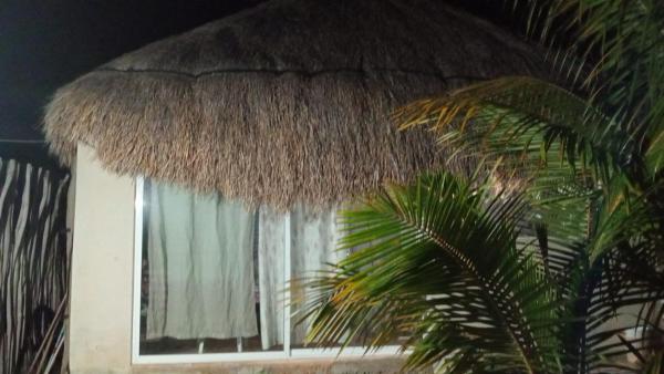 Na fotografii je vidět objekt Cabañas Puertas del Sol nacházející se ve městě Telchac.