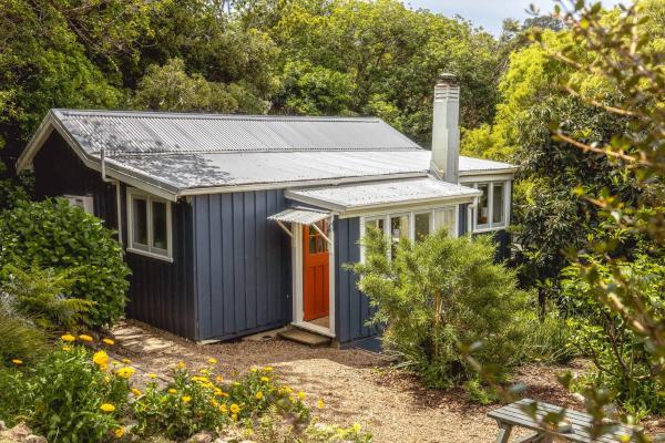 Hillside Hideaway - Auckland