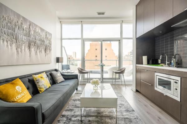 Na fotografii je vidět objekt Gorgeous 1 Bedroom Apt with Balcony in Yorkville nacházející se ve městě Toronto.
