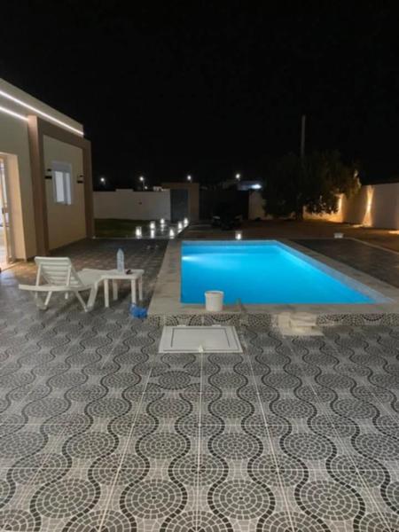 På billedet ses objektet Villa piscine djerba beliggende i byen Midoun.