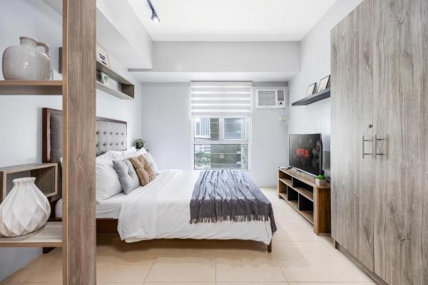 Furnished Studio In Avida Towers Riala, Cebu It Park With Fast Wifi, Netflix, Pool And More - Cebu City