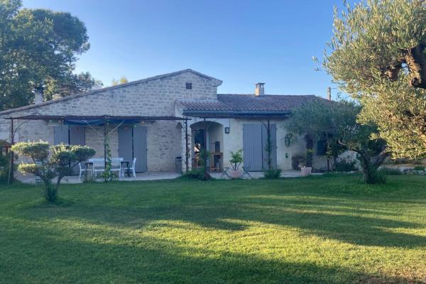 Na zdjęciu widoczny jest obiekt Villa Caromb - Mont Ventoux Garden - by TGB położony w mieście Caromb.