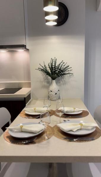 A la foto es mostra l'objecte Tambuli Seaside Living Condominium -Private Host Tower D situat a la ciutat de Maribago.