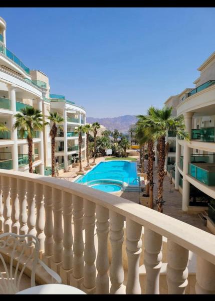palm Luxury-מילה דירות אירוח photo 2
