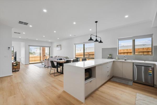 Modern Family Home Near Phillip Island, San Remo, San Remo