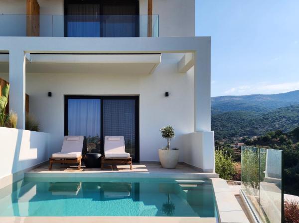 A la foto es mostra l'objecte Orizontas Suites situat a la ciutat de Sivota.
