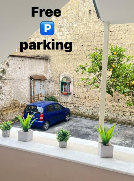 På billedet ses objektet Palazzo Oberdan beliggende i byen Afragola.
