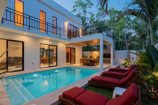 Na zdjęciu widoczny jest obiekt Villa Zulmar Tropical Oasis Paradise-Tulum położony w mieście Tulum.