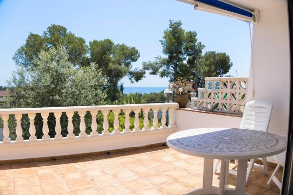 照片显示了位于Pallaresos市的Mediterranean Way - Margallo物件。