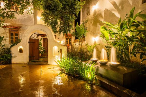 The photo shows the Amayah Rasa Luxury Villa With Private Pool, 4-BHK, Assagao located in the city of Assagao.
