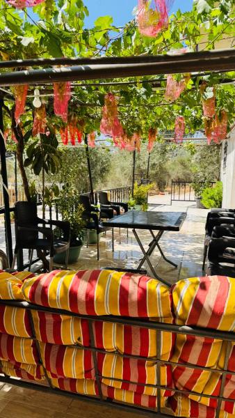 Na zdjęciu widoczny jest obiekt شقة مفروشة في عجلون położony w mieście Sākib.